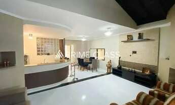 Imagem 4: Sobrado, sem mobiliada, 4 dormitórios, suíte, closet, sótão, lareira, churrasqueira, pisci