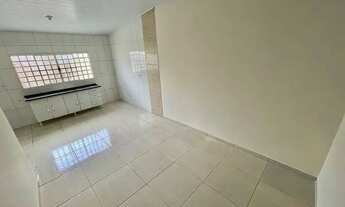 Imagem 2: Casa à venda em ótima localização na Samambaia