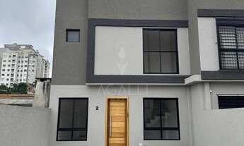 Imagem 2: Sobrado à venda, no bairro XAXIM, CURITIBA - PR