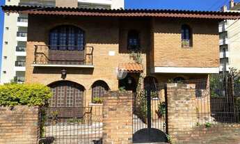 Imagem: Casa de 3 dormitórios, com ótima localização