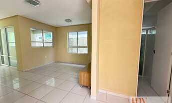 Imagem 4: Casa com 188 m² e 4 quartos em condomínio fechado com área de lazer no bairro de Intermar