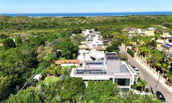 Imagem 2: Casa Moderna em Condomínio Exclusivo!