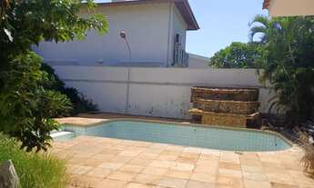 Imagem 4: Terreno exclusivo com 1120 m², localizado em um dos condomínios mais sofisticados e valori