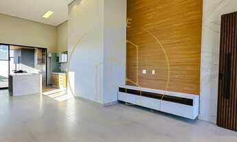 Imagem 3: Cass térrea com 3 suítes, espaço gourmet e quintal no Condomínio Cyrela em Taubaté SP