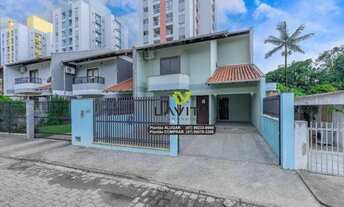 Imagem 3: Sobrado com 02 dormitórios(01 suíte) semi mobiliado no Residencial da Paz II no Bairro Esc