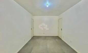 Imagem 2: Apartamento Térreo Totalmente Reformado no Coração da Cidade - Edifício Costa Rica!