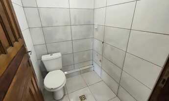 Imagem 6: Casa com 3 dormitórios para alugar, 50 m² por R$ 1.300/mês - Parque do Embu - Colombo/PR