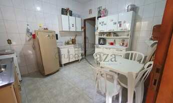 Imagem 3: Casa - Bosque dos Eucaliptos - 4 Dormitórios - 126m² - Aceita Permuta (CASA