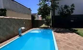 Imagem 2: Casa 3 Dormitórios para venda em Niterói - RJ