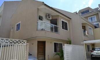 Imagem: Sobrado em Condomínio para Venda em Curitiba