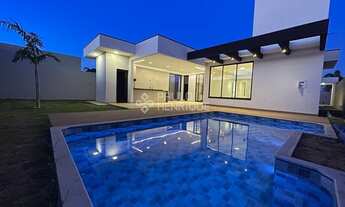 Imagem 2: Casa 3 Suítes c/ Closet, Área gourmet + Piscina Aquecida | Cond. Alto da Vista