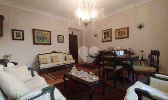 Imagem 4: Excelente 3 quartos sala 2 ambientes com varandinha, 2 banheiros sociais, dependência Vaga