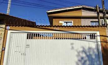 Imagem 2: SOBRADO 160M - 4DORM - VARANDA C/ CHURRASQUEIRA - ÓTIMA LOCALIZAÇÃO