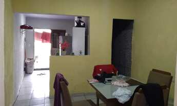 Imagem 5: Casa à venda com 2 quartos e 2 banheiros