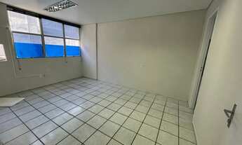 Imagem 3: Alugo sala comercial na Boa Vista, com espaço para 4 ambientes com 110m², 2 banheiros