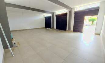 Imagem 3: Linda loja com dimensão de 12x8m na Rua Central no Jardim Leblon