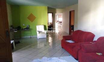 Imagem 2: Casa Condomínio Fechado à venda, 3 quartos, 1 suíte, 4 vagas, Minas Gerais - Uberlândia/MG