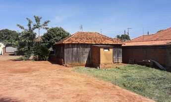 Imagem 2: Casa no centro de Caiua