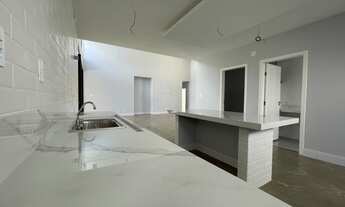 Imagem 6: Casa a venda 100% linear com 4 suítes em condomínio fechado bairro Vina Del Mar