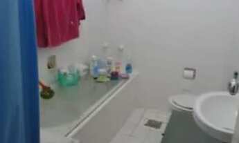 Imagem 6: Alugo quarto para Moça em Copacabana a uma quadra da praia posto 6