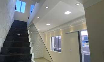 Imagem 7: Sobrado triplex para venda tem 185 m2 com 4 quartos em Cidade Industrial - Curitiba - PR