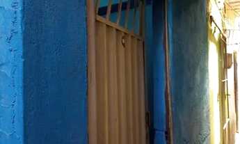 Imagem 2: Casa estilo kitnet atenção acasa fica no beco Léia o anúncio