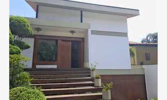 Imagem 2: Rua fechada com segurança 24 horas