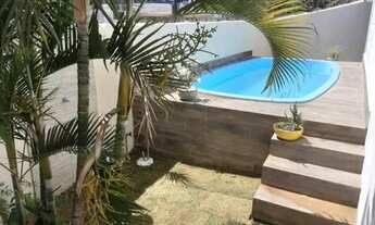 Imagem 2: Alugo Casa em Itapuã 4 Quartos com piscina