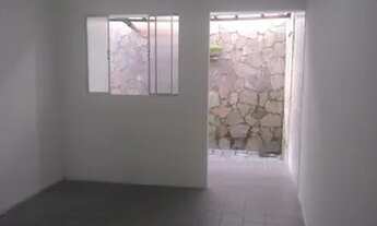 Imagem 2: Apartamento para aluguel e venda tem 60 metros quadrados com 2 quartos