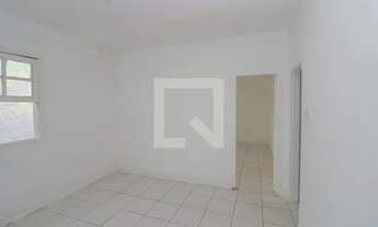 Imagem: Casa de Condomínio à Venda - Penha de