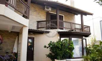 Imagem 2: FLORIANóPOLIS - Casa Padrão - Campeche