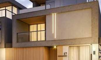 Imagem 7: Casa de condomínio para venda possui 317 metros quadrados com 4 quartos