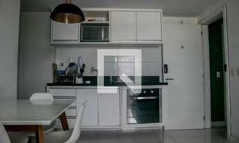 Imagem 6: Apartamento para Aluguel - Caminho das Árvores, 2 Quartos, 69 m2