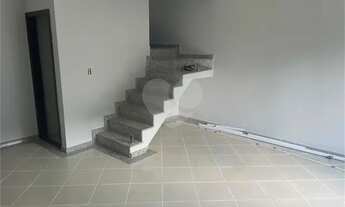 Imagem 2: Vendo lindo Sobrado na MOOCA!! ANALISA PERMUTA