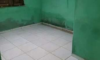 Imagem 6: Ponto comercial com quarto e banheiro