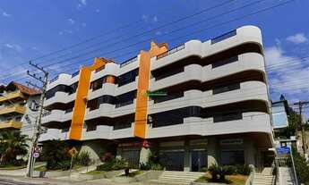 Imagem 3: Apartamento com 03 dormitórios sendo 01 suíte, no centro de Bombinhas