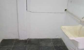 Imagem 6: Aluga se casa de fundos R$ 650