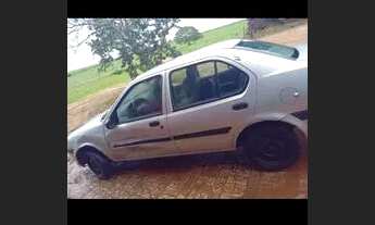 Imagem 4: Vendo ou troco carro np ano 2001