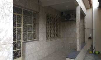 Imagem: Duas Casas em Nilópolis - 6 quartos e 5