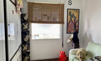 Imagem 5: Apto à venda, 3 vagas de garagem (2 fechadas e 1 aberta) 3 dorm, na Ponta da Praia. Escada