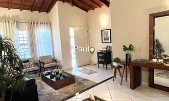 Imagem 2: Sobrado à venda em Valinhos, Vivenda das Quaresmeiras, com 3 quartos, com 223 m²