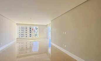 Imagem 2: Apartamento quadra mar a venda com 04 suítes, 03 vagas e 170m² no centro de Balneário Camb