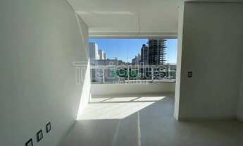 Imagem 7: APARTAMENTO A POUCOS METROS DA PRAIA NO CENTRO DE PIÇARRAS