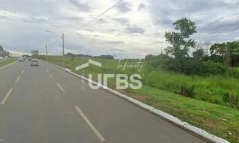 Imagem 4: Terreno Comercial de 33.000 m² à Venda na BR-153 esq com Av Leste Oeste Conjunto Caiçara