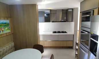 Imagem 7: Imóvel para venda possui 230 metros quadrados com 4 quartos