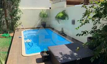 Imagem 2: Casa de 155m² no Condomínio Alameda do Sol com 3 Quartos, Varanda, 2 Garagens e Lazer