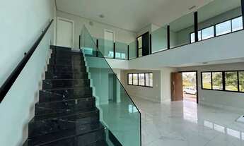 Imagem 4: Imóvel para venda possui 370 metros quadrados com 4 quartos no Alphaville Lagoa dos Ingles