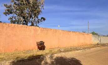 Imagem 2: Cond. Estancia Quintas da Alvorada, quadra 02 murado 690 metros