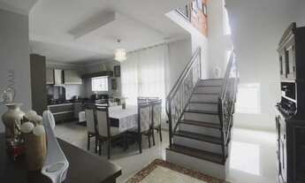 Imagem 5: Casa Moderna à Venda em Jaraguá do Sul - Estrada Nova, 4 Quartos, 3 Vagas