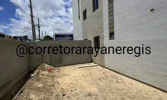 Imagem 7: Apartamento Térreo com Enorme Área Privativa - 3 Quartos em Mangabeira